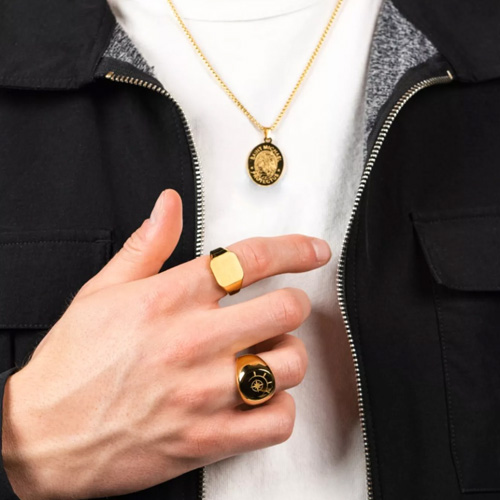 Collares de oro