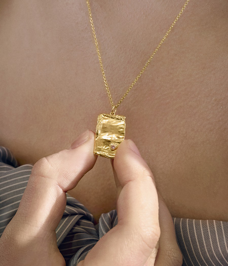 Collares