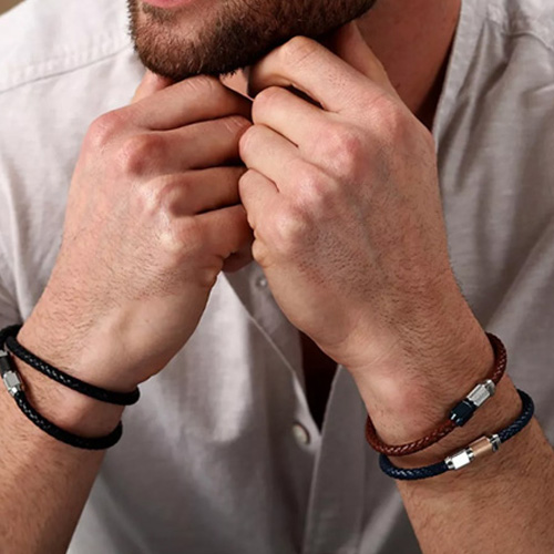 Pulsera de cuero